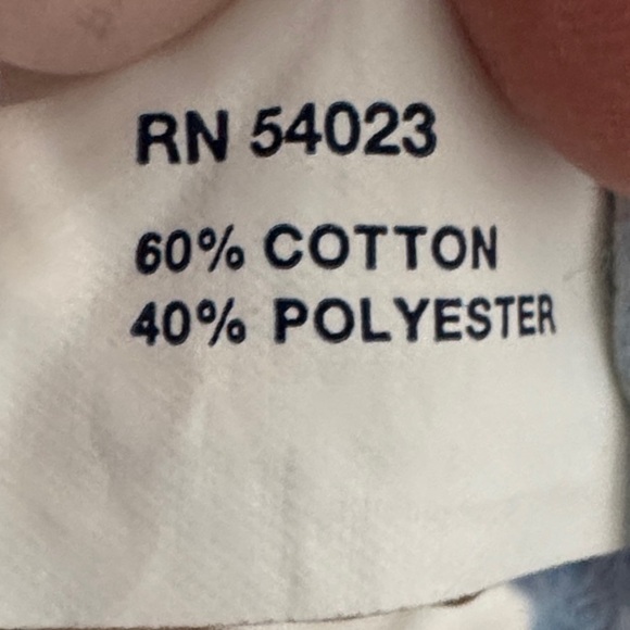 GAP Men's Athletic Fit Sky Blue Long Sleeve Tee - Picture 6 of 7